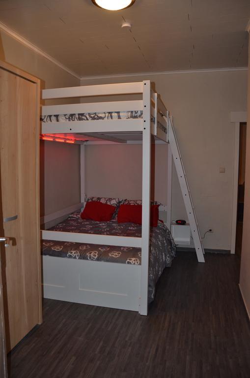 Apartment Sariks Place ブルージュ 部屋 写真