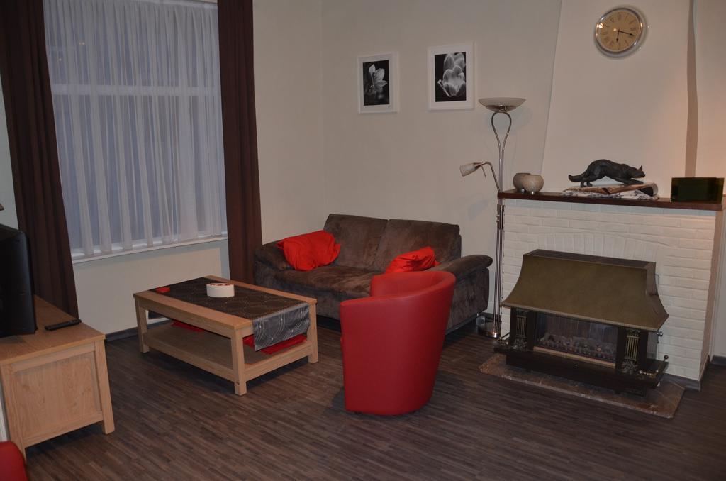 Apartment Sariks Place ブルージュ 部屋 写真